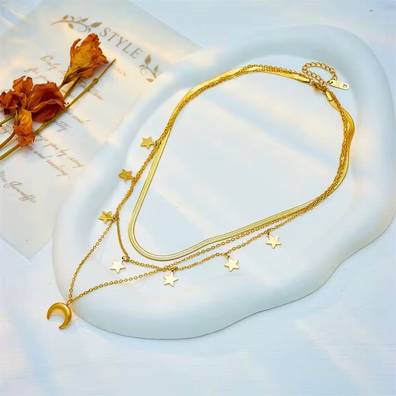 18K Gold Plated Stainless Steel Moon and Star Necklace - bellissi