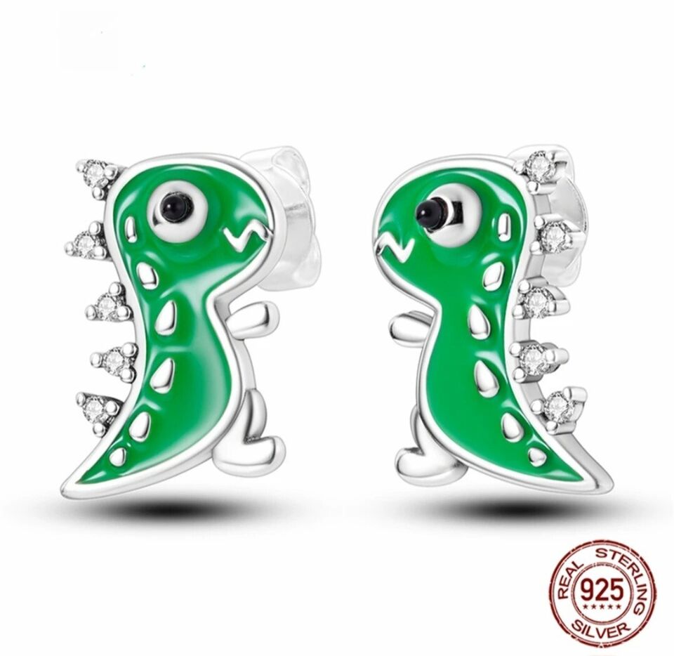 Green Crocodile With Zirconia Earrings Stud