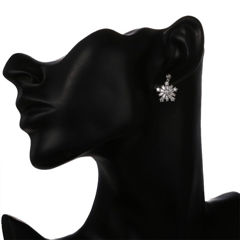Sparkling Zirconia Snowflakes Stud Earrings