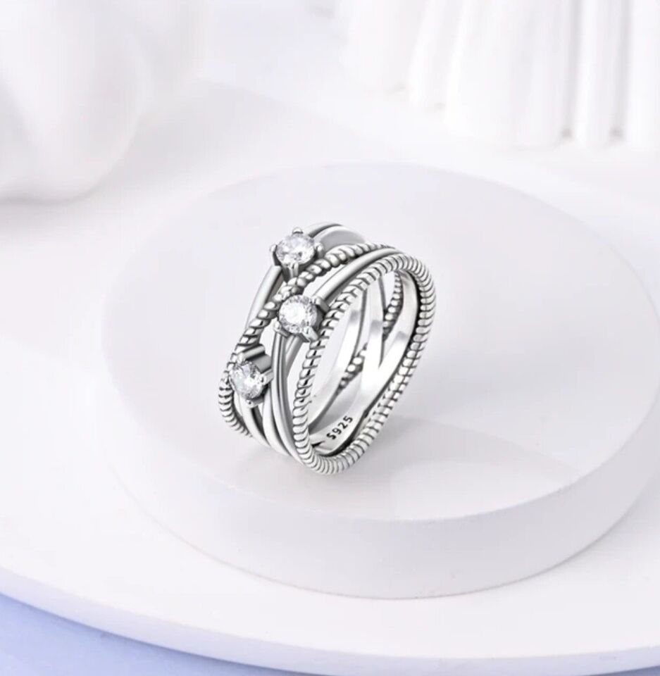 Crossover Ring With Cubic Zirconia