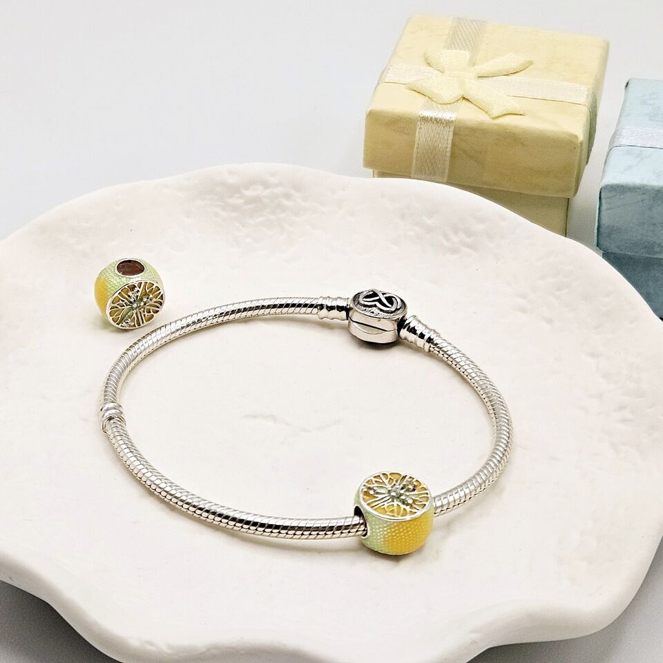 Sparkling Lemon Slice Bead Charm