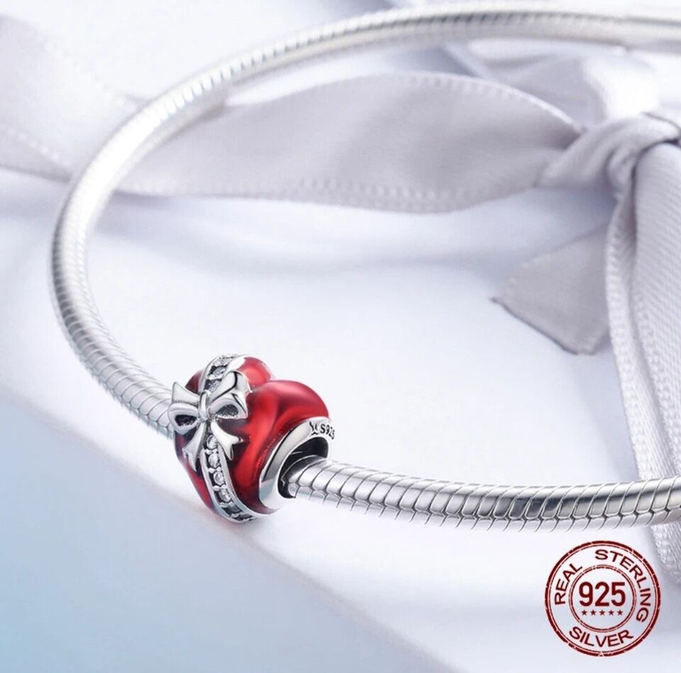 Red Love Heart With Zirconia Bow Charm