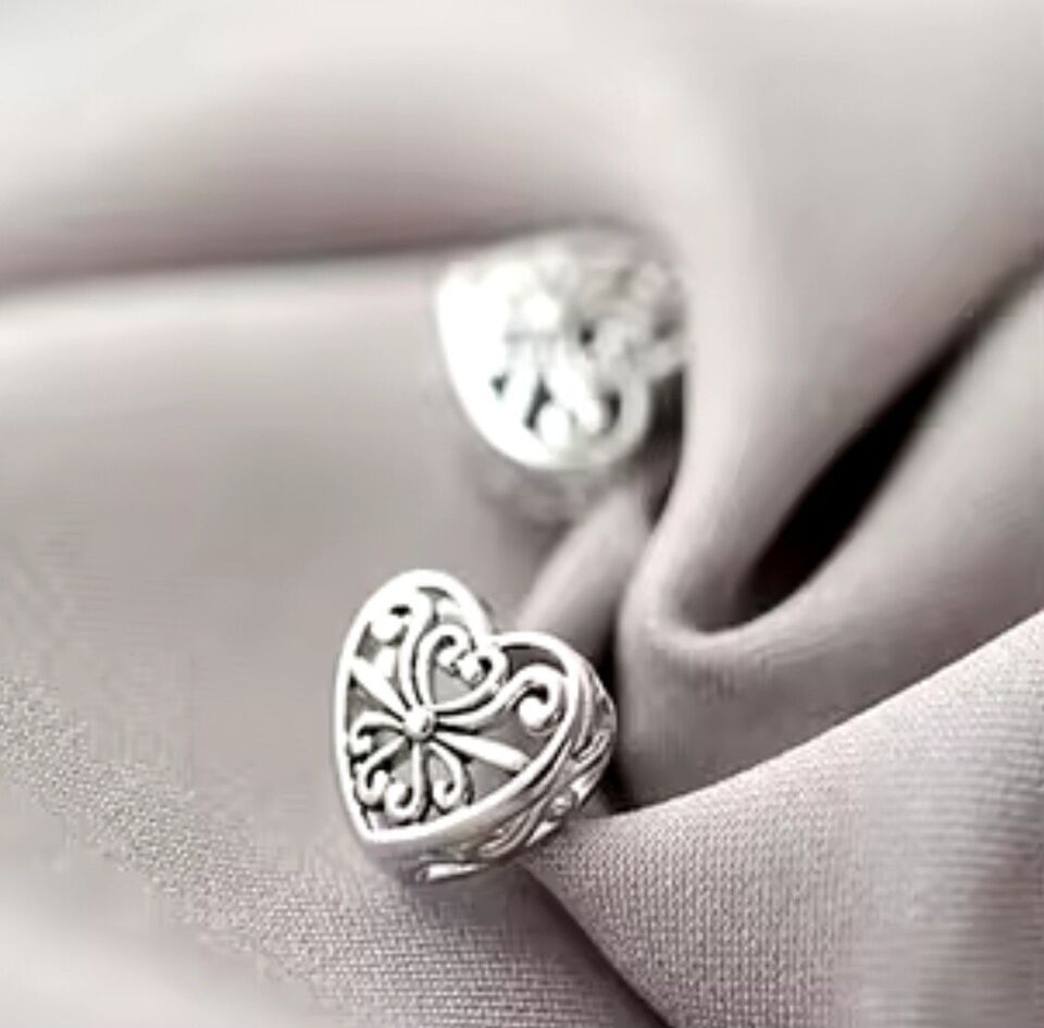 Hearts Stud Earrings