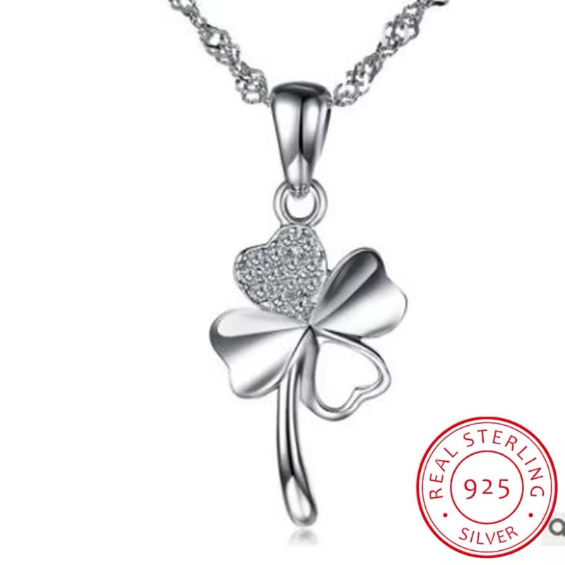 Cute Clover Necklace