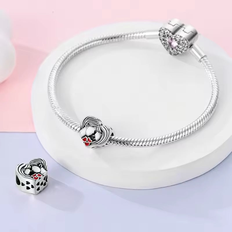 Kissing Lovers in Heart Charm