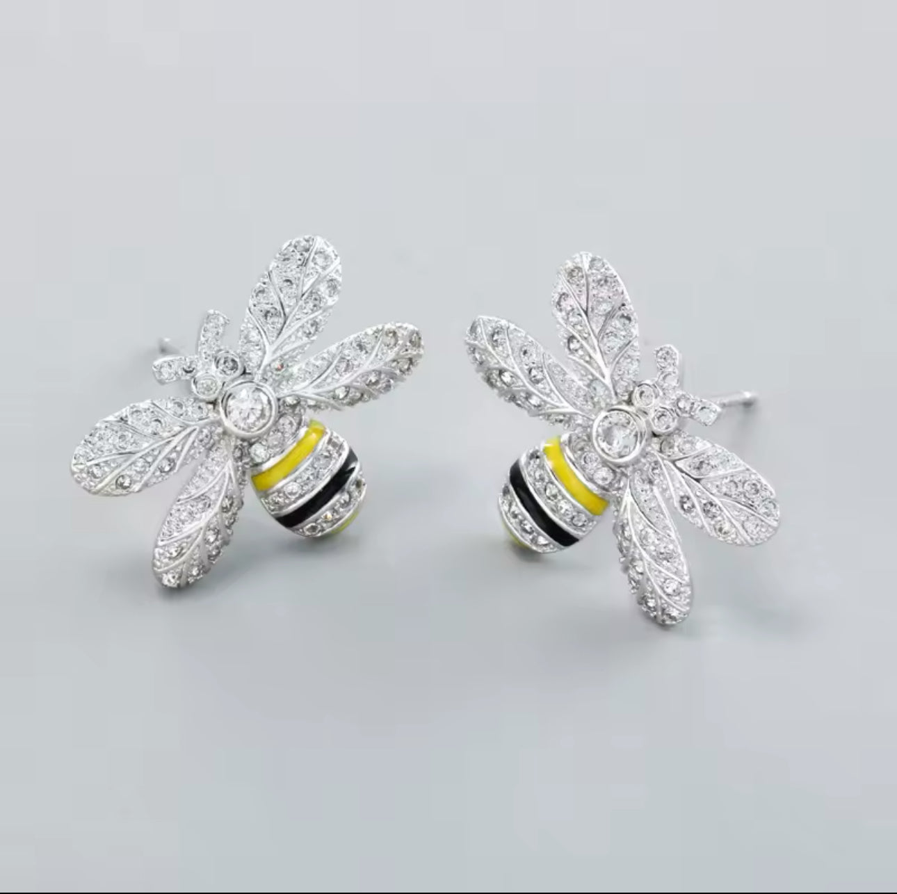 Shine Zirconia Honey Bee Stud Earrings