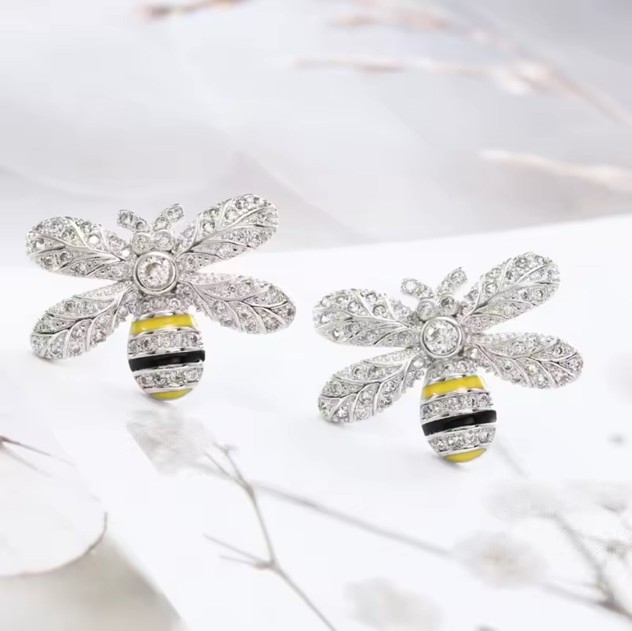 Shine Zirconia Honey Bee Stud Earrings
