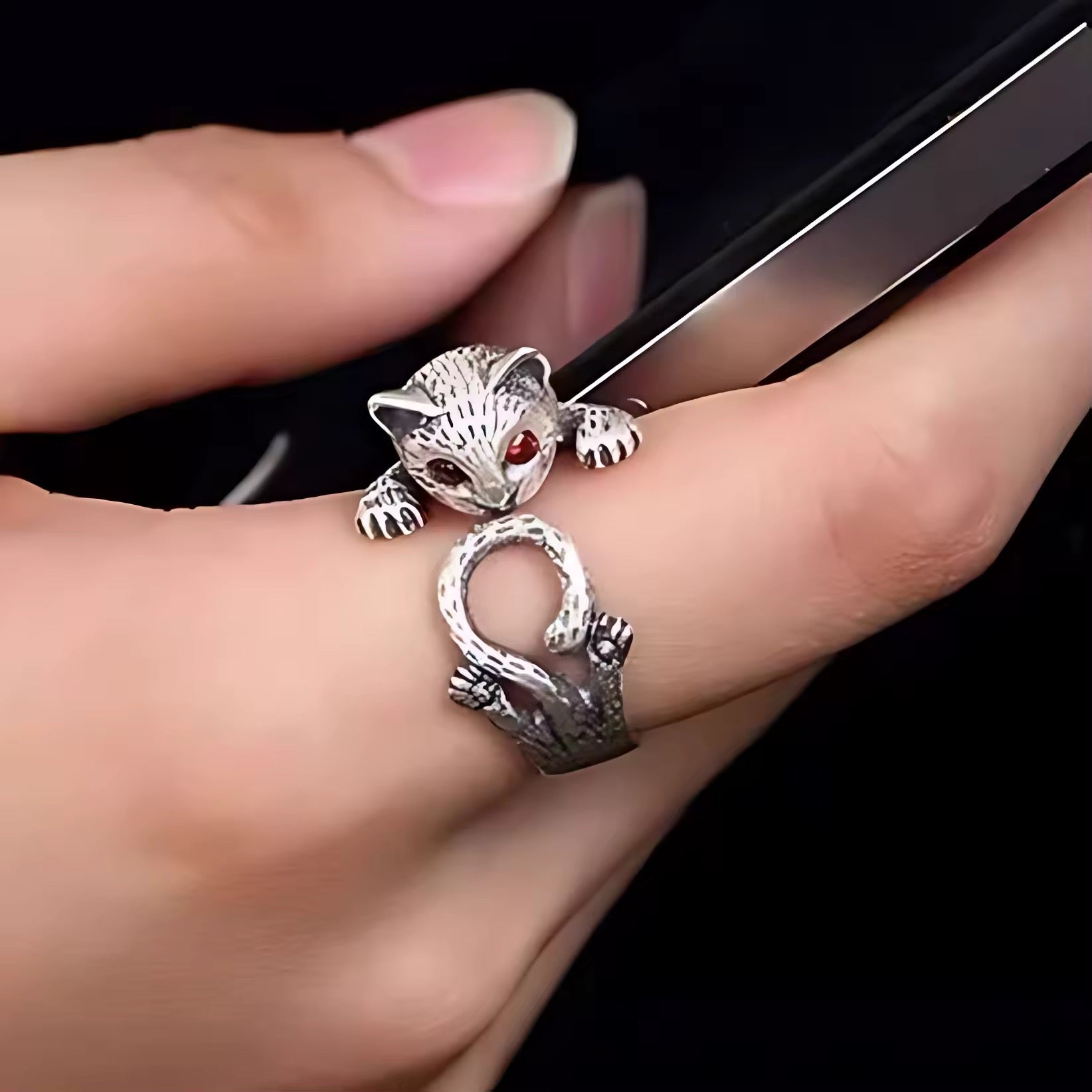 Adjustable Finger Leopard Ring