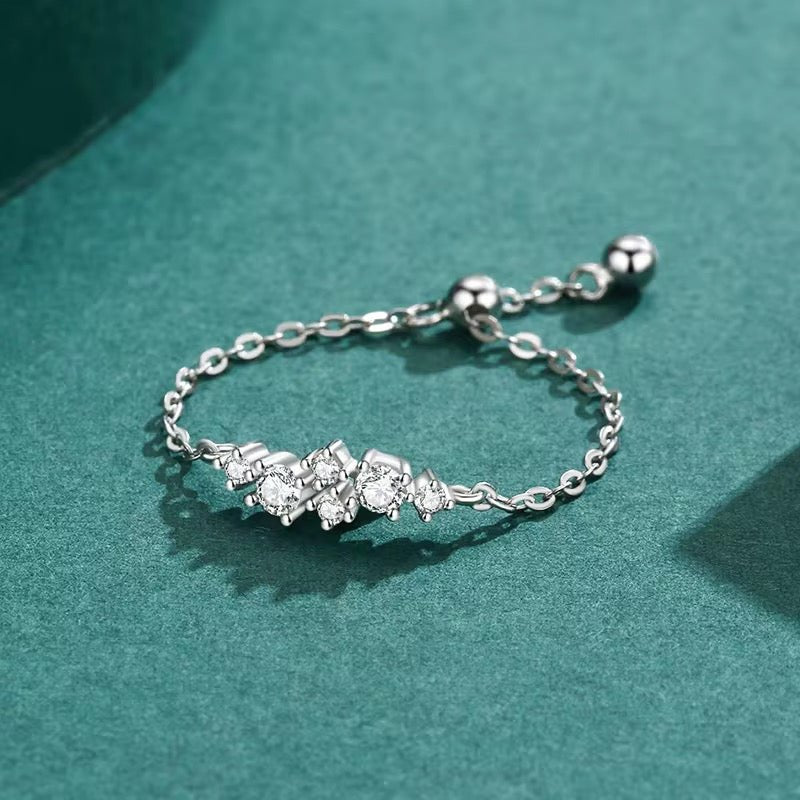 Adjustable Floral Sparkle Ring - bellissi