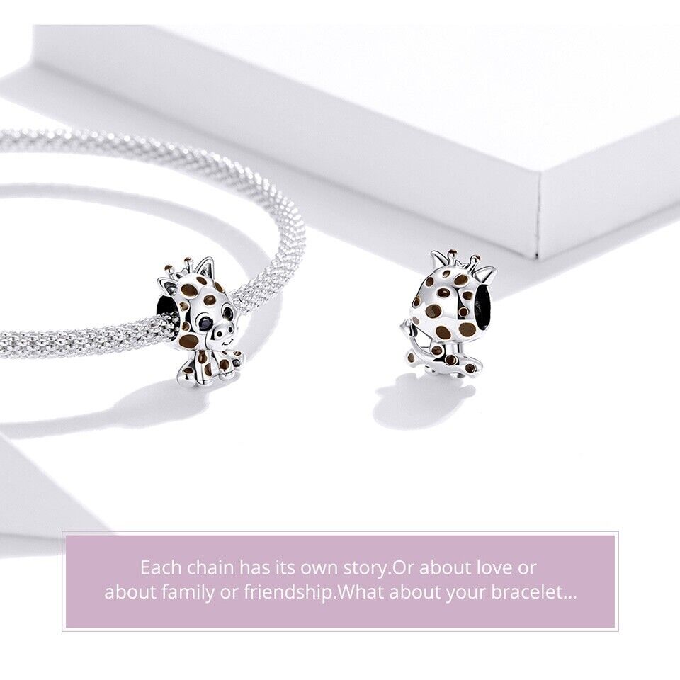 Baby Giraffe Charm - bellissi