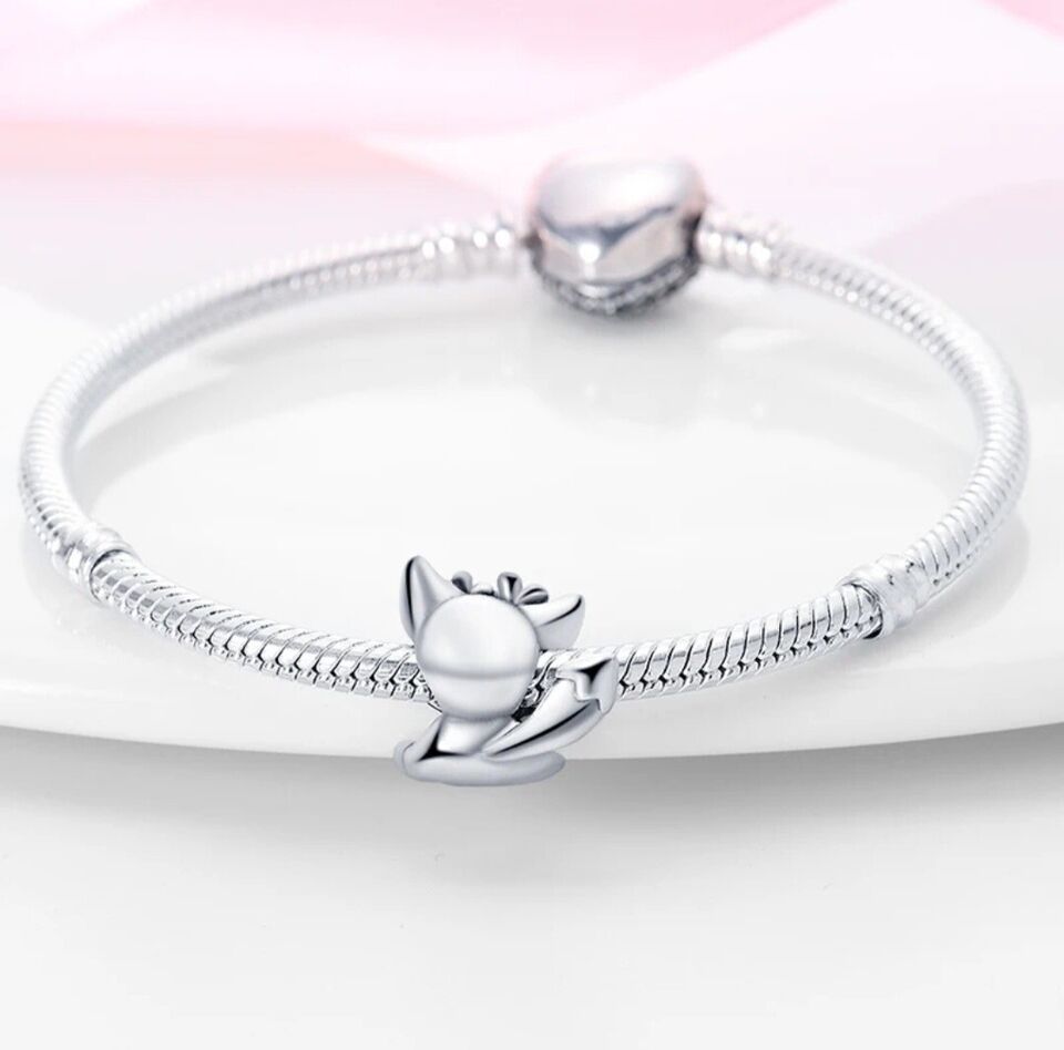 Cat Kitty Pink Flowers Charm - bellissi
