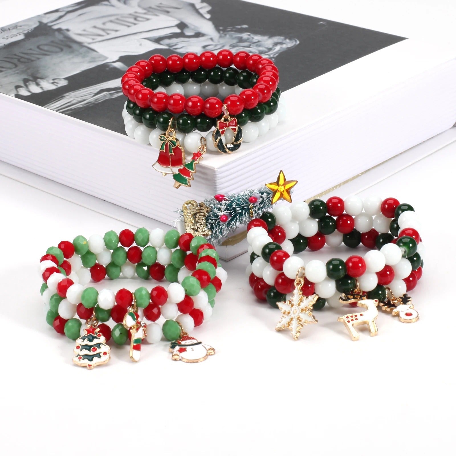 Christmas Beaded Stretch Bracelet - bellissi