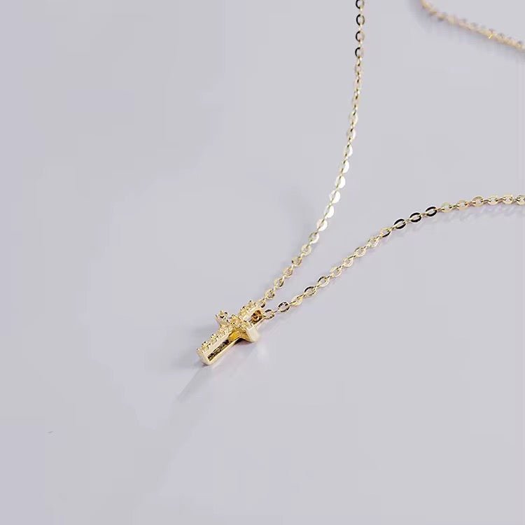 Delicate Cross Necklace - bellissi