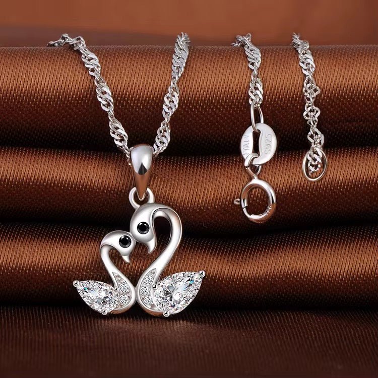 Double Swain Necklace - bellissi