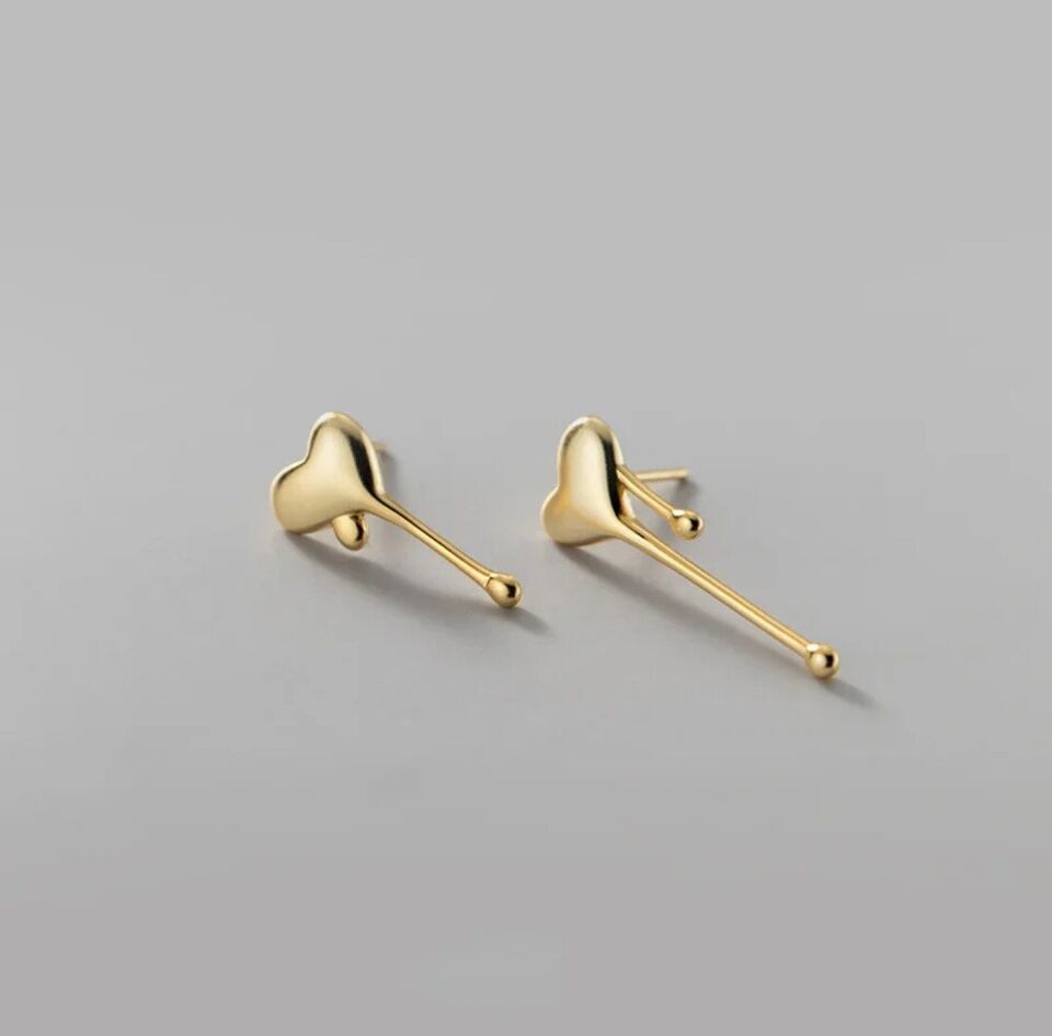 Heart Honey Stud Earrings - bellissi