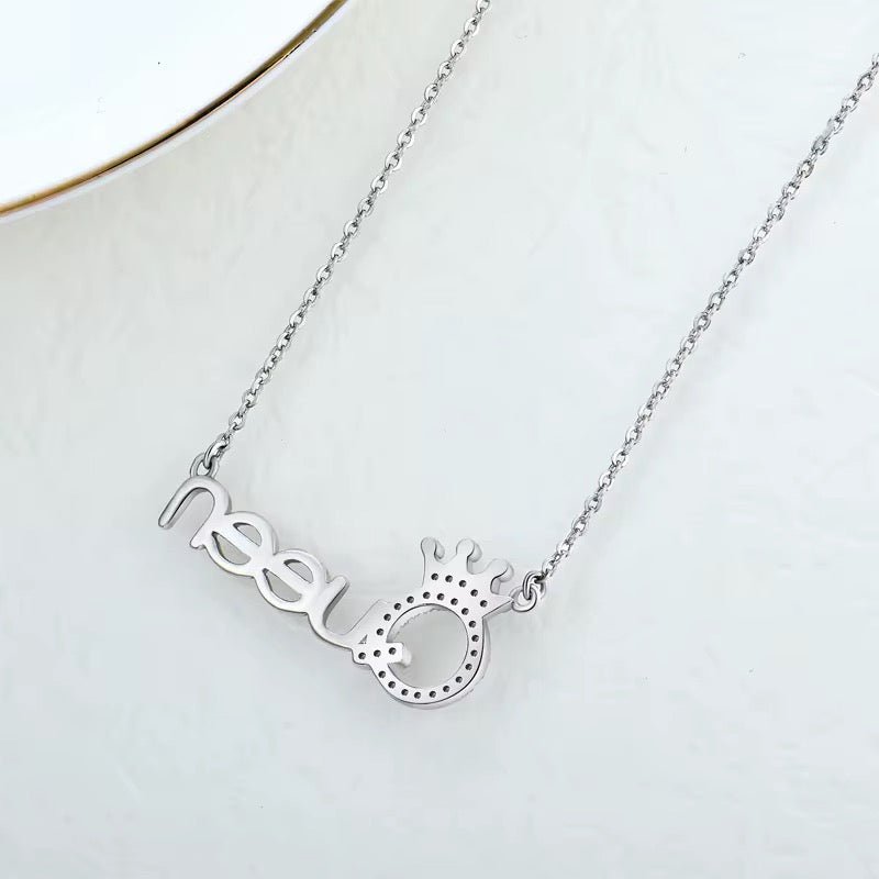Queen Crown Necklace - bellissi