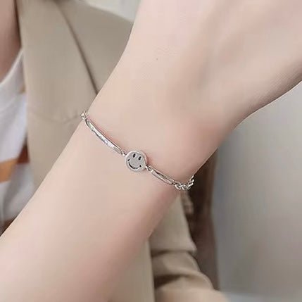 Silver Happy Smiley Bracelet – Feel Good Energy - bellissi