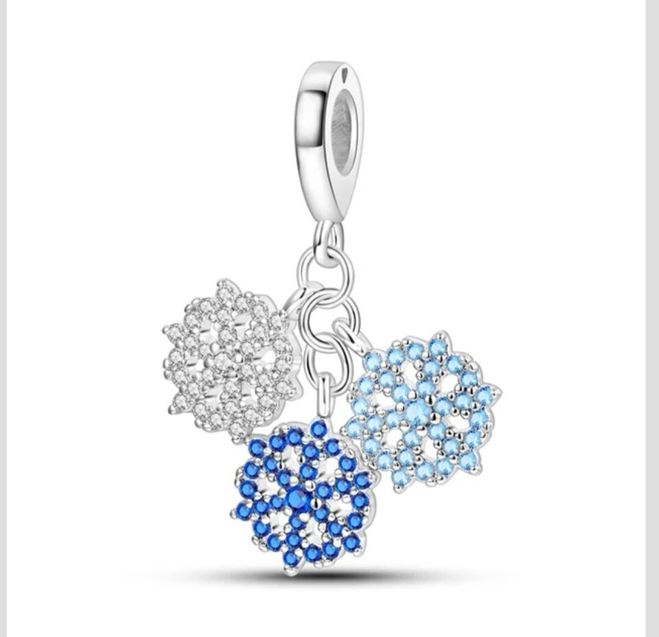 Snowflakes Dangle Charm - bellissi