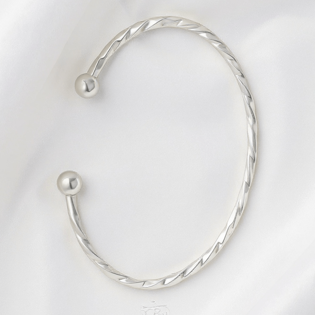 Sterling Silver Bracelet with Ball Ends - bellissi