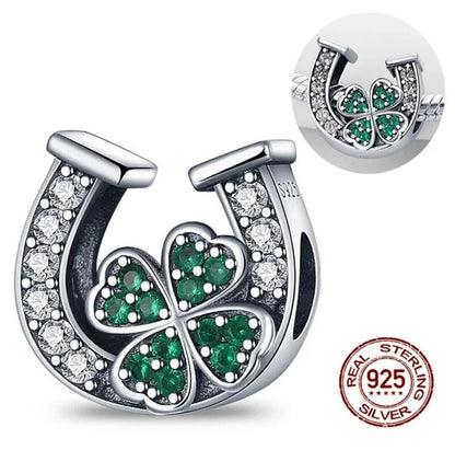 Heart Clover Green in Horseshoe L Charm