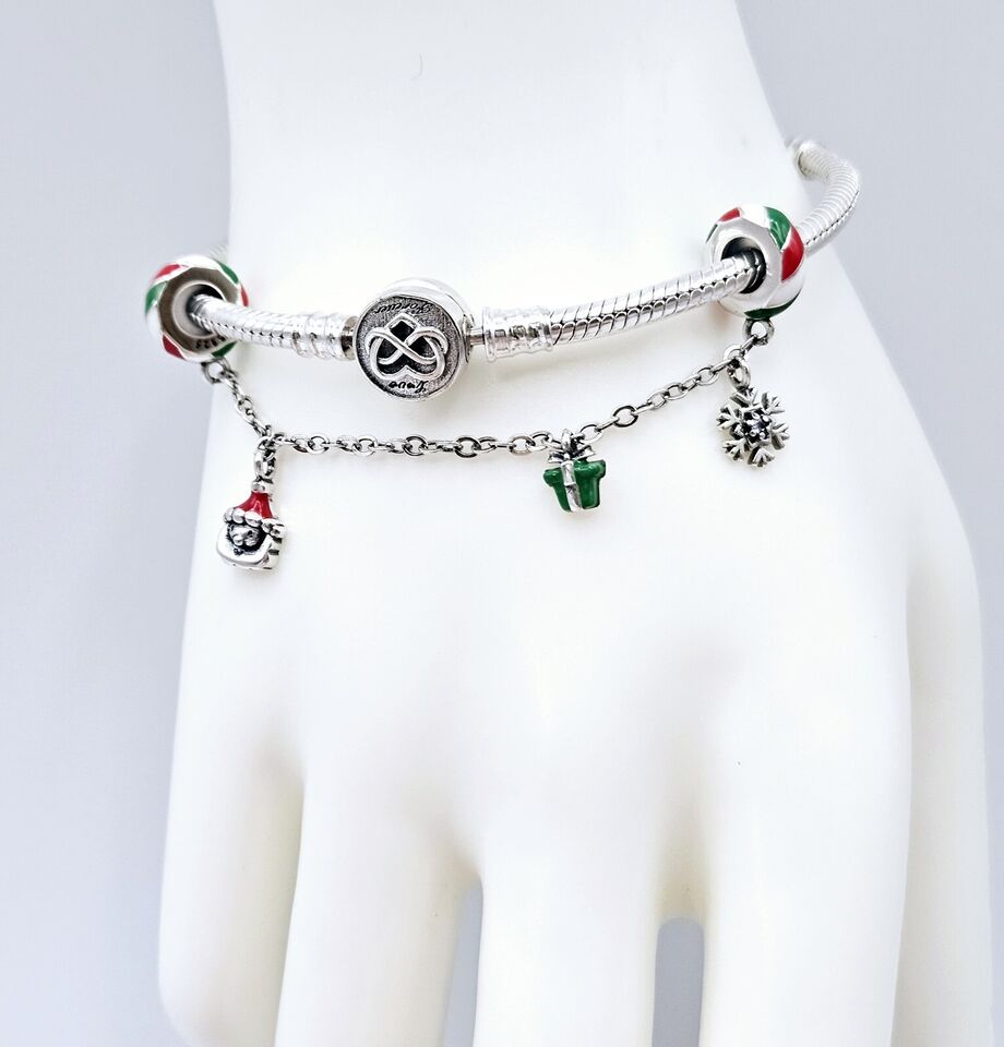 Safety Chain Santa & Present & Snowflake Charm