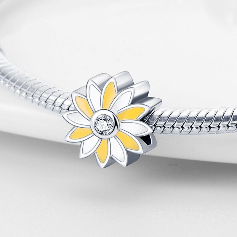 Yellow & White Daisy Flower Charm