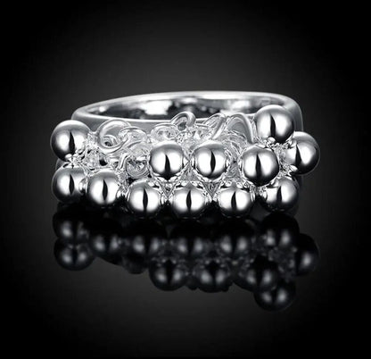 Dangling Round Beads Ring