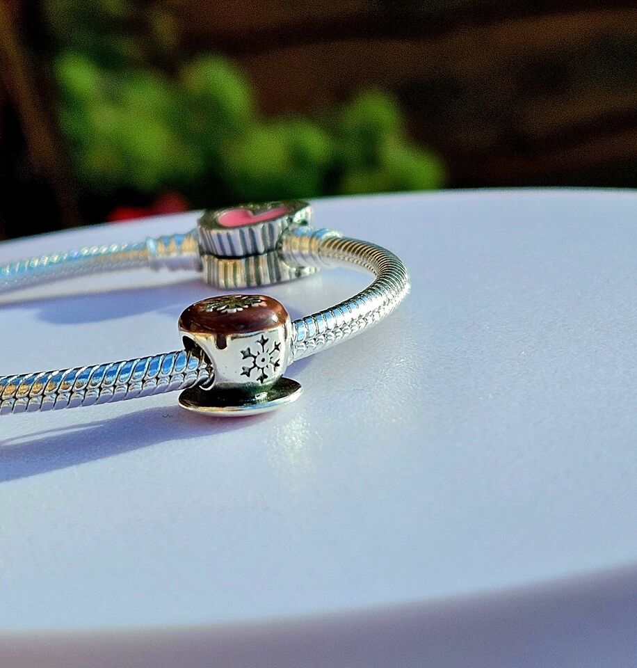 Hot Chocolate & Snowflakes Charm