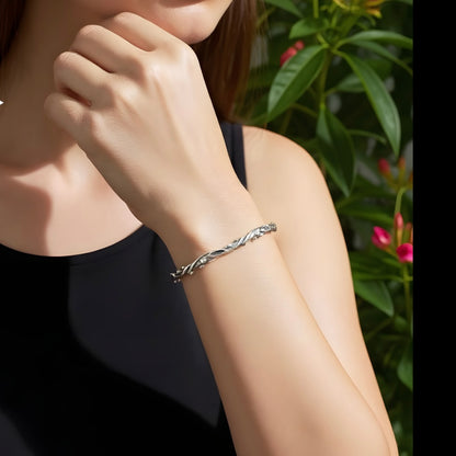 Silver Bracelet with Rose Ends