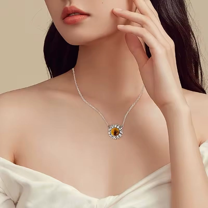 Daisy Necklace