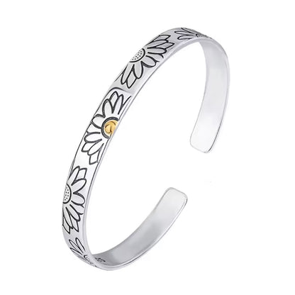 Silver Daisy Bracelet