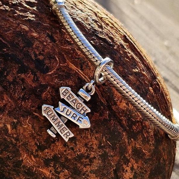 Beach Signpost Summer Dangle Charm - bellissi