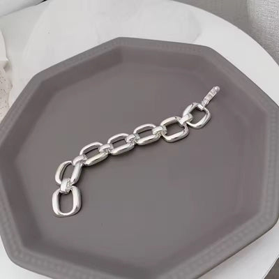 Bold Elegance Silver Chain Bracelet - bellissi