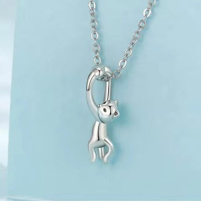 Cat Hugging a Bracelet Charm - bellissi