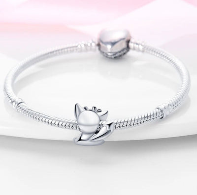 Cat Kitty Pink Flowers Charm - bellissi