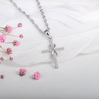 Cross Diamond Necklace - bellissi