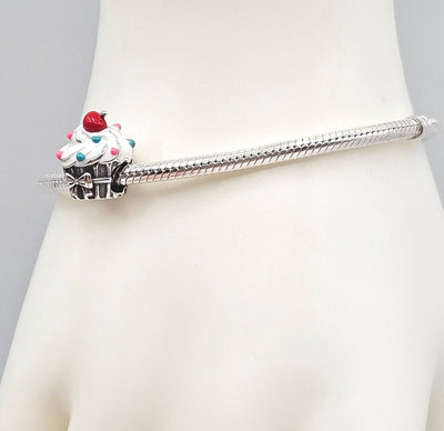 Cupcake Muffin Charm - bellissi