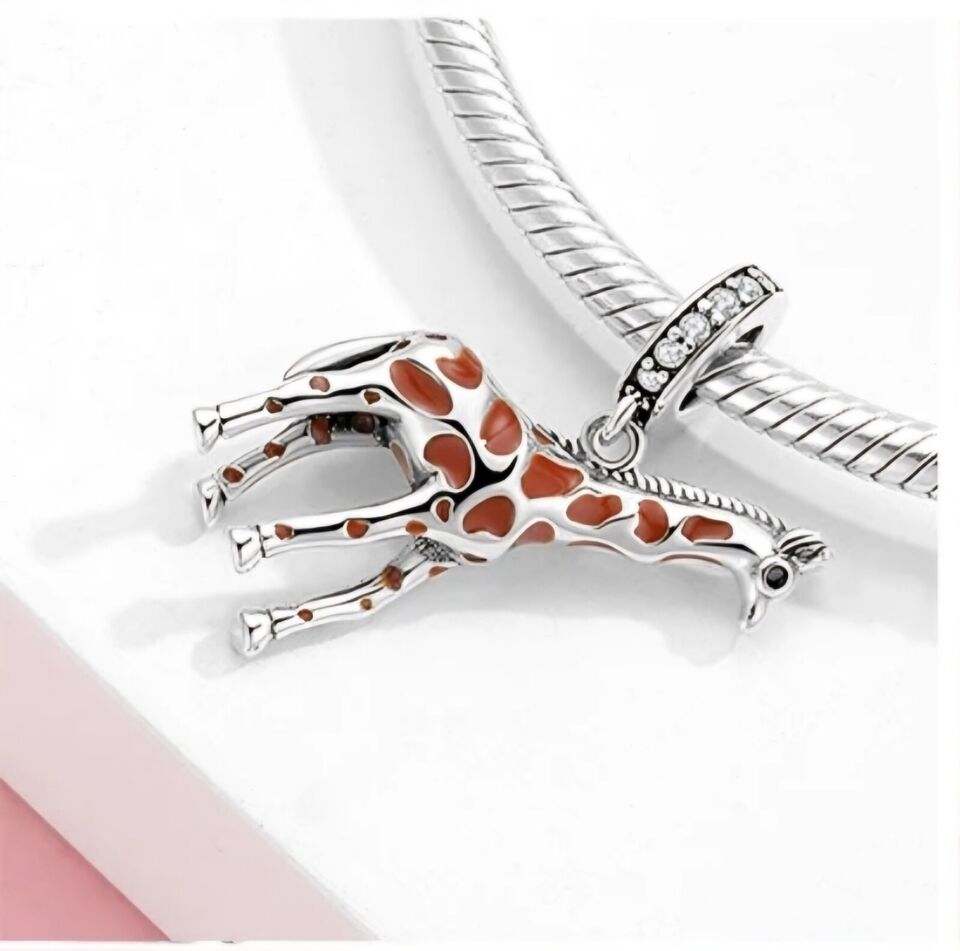 Cute Giraffe Dangle Charm - bellissi