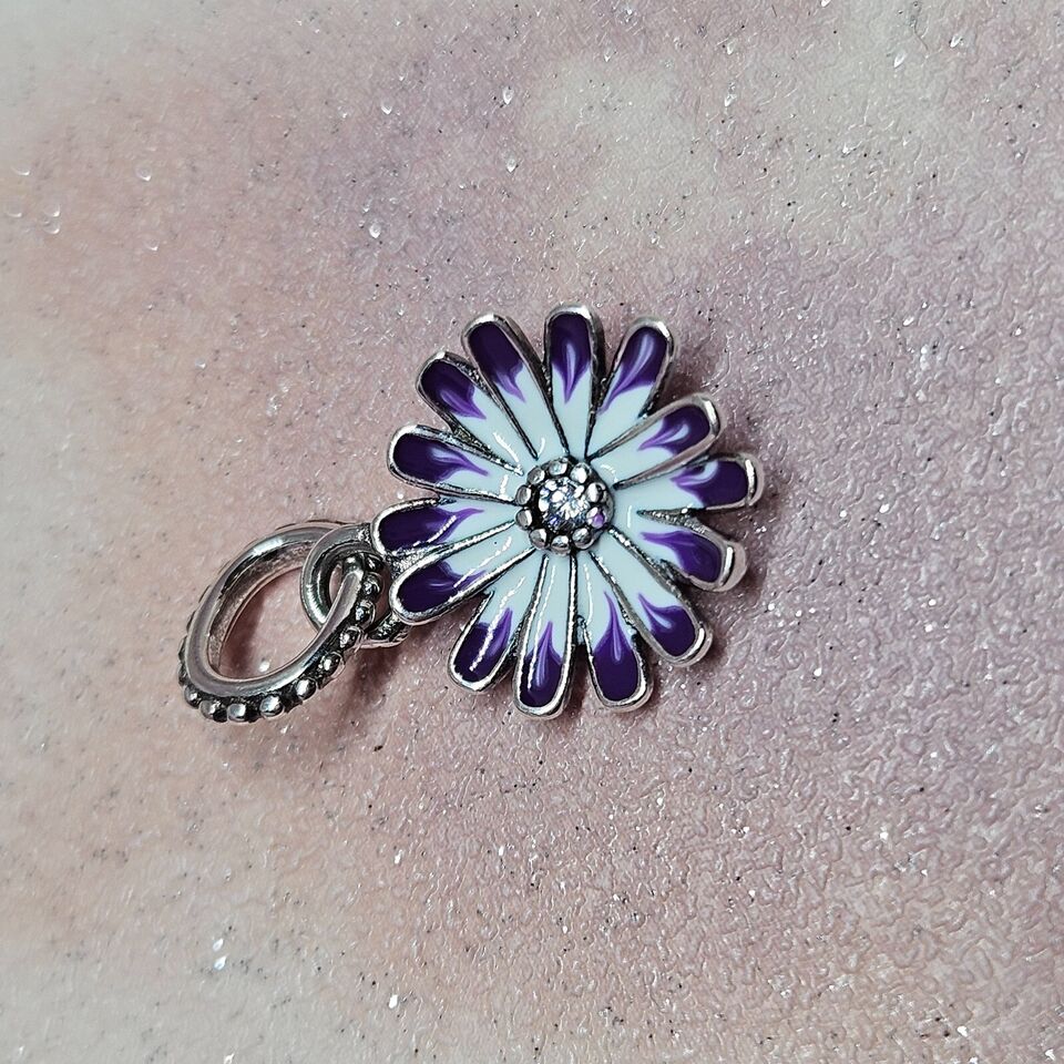 Daisy flower silver charm with white enamel petals and yellow center