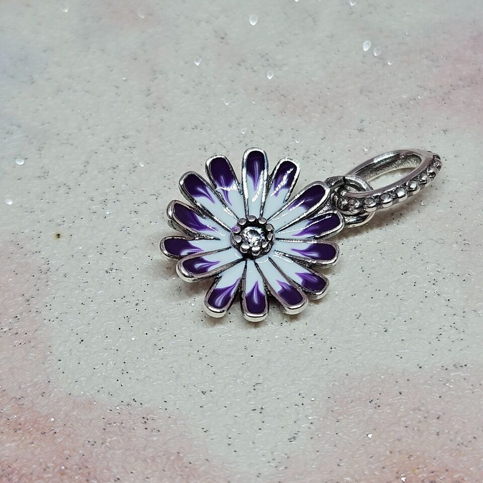 Daisy flower silver charm with white enamel petals and yellow center