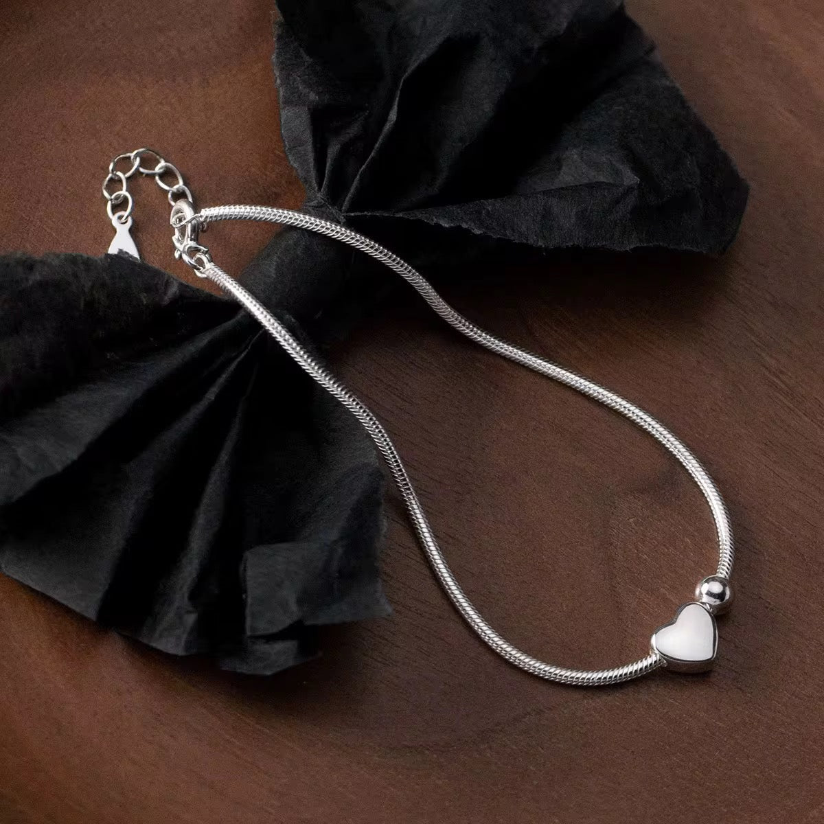 Delicate Heart Snake Bracelet - bellissi