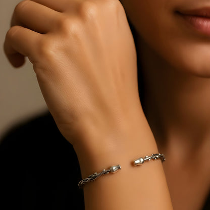 Silver Bracelet with Rose Ends