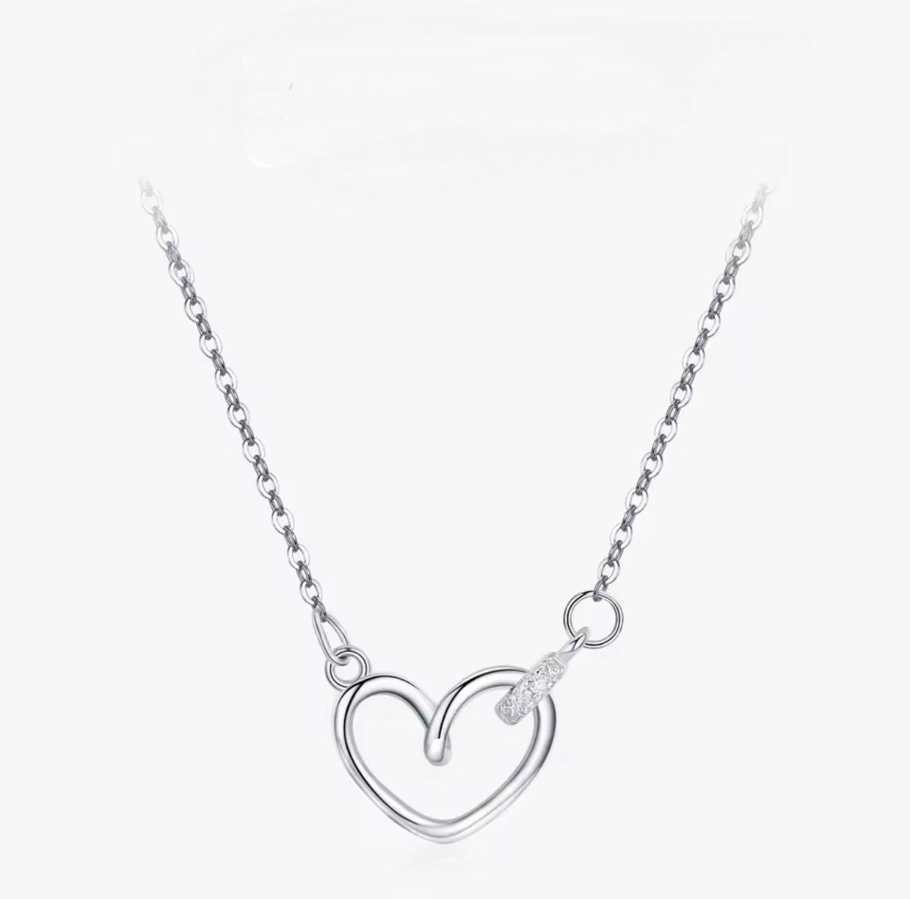 Gorgeous Heart Necklace - bellissi