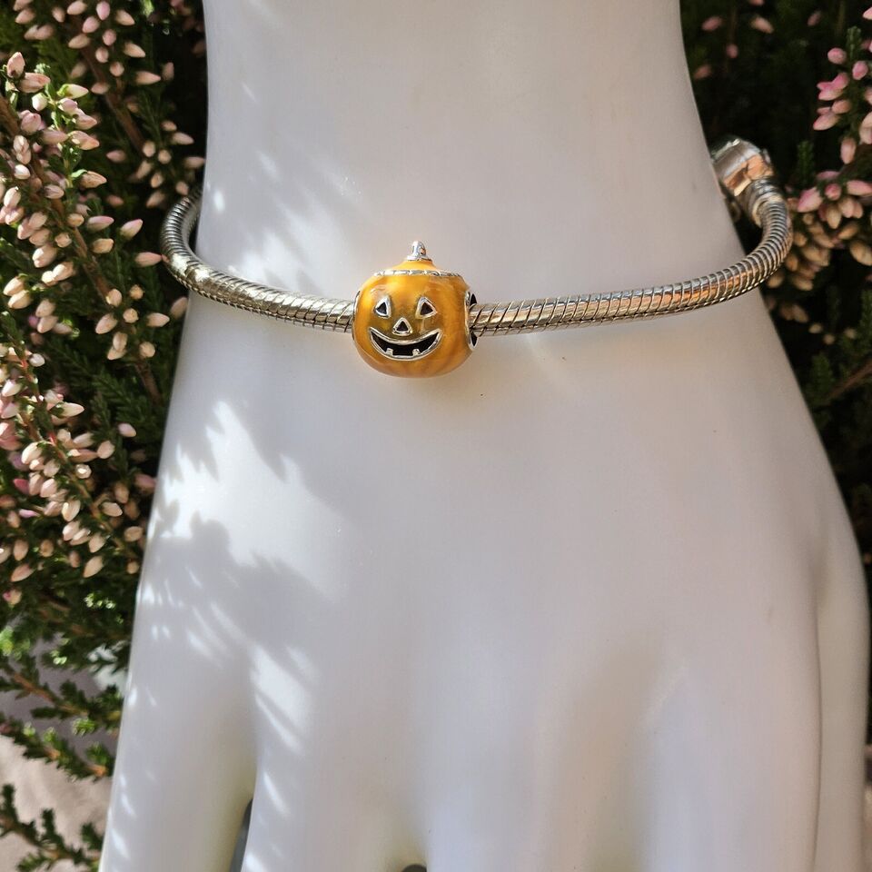 Halloween Pumpkin Charm - bellissi