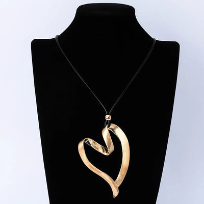 Heart Pendant Long Necklace - bellissi