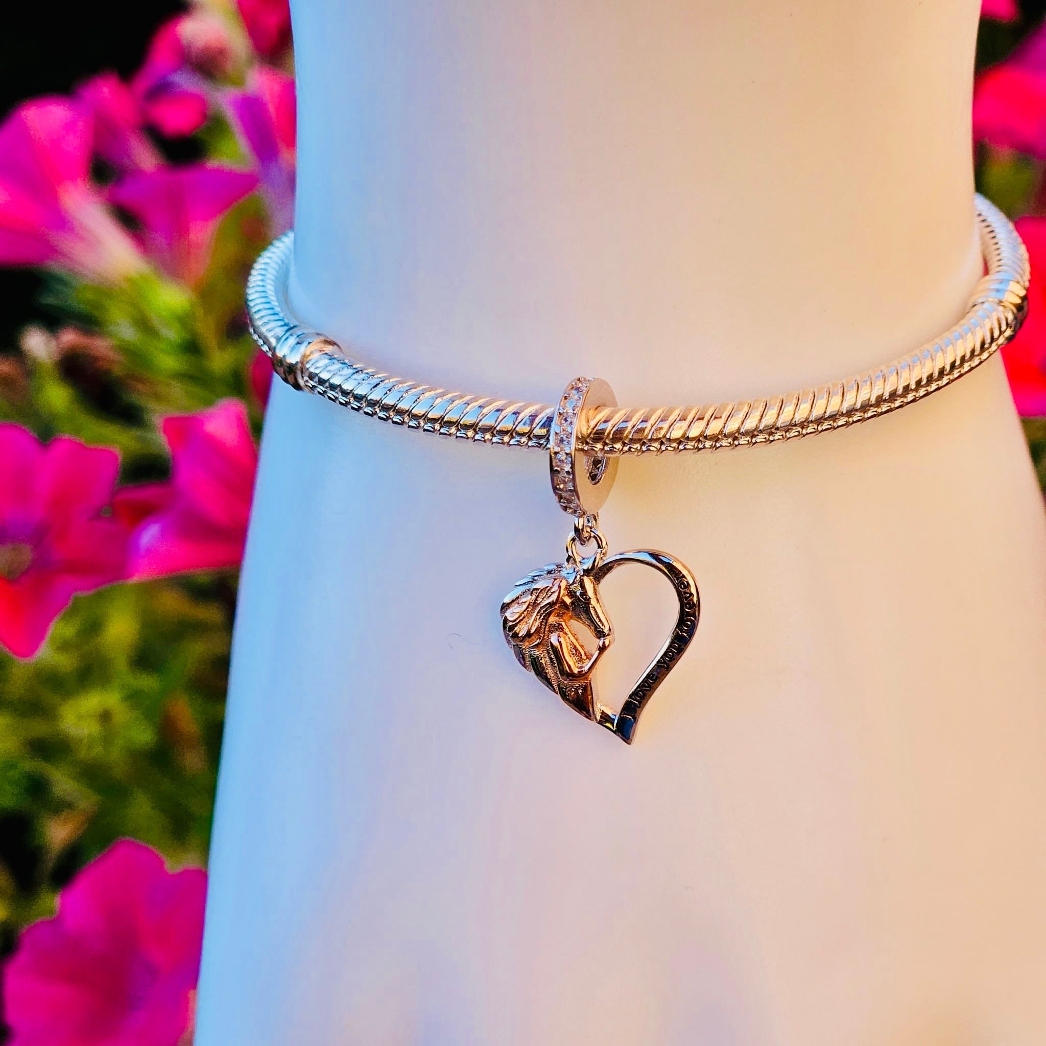 Horse in Heart Charm - bellissi