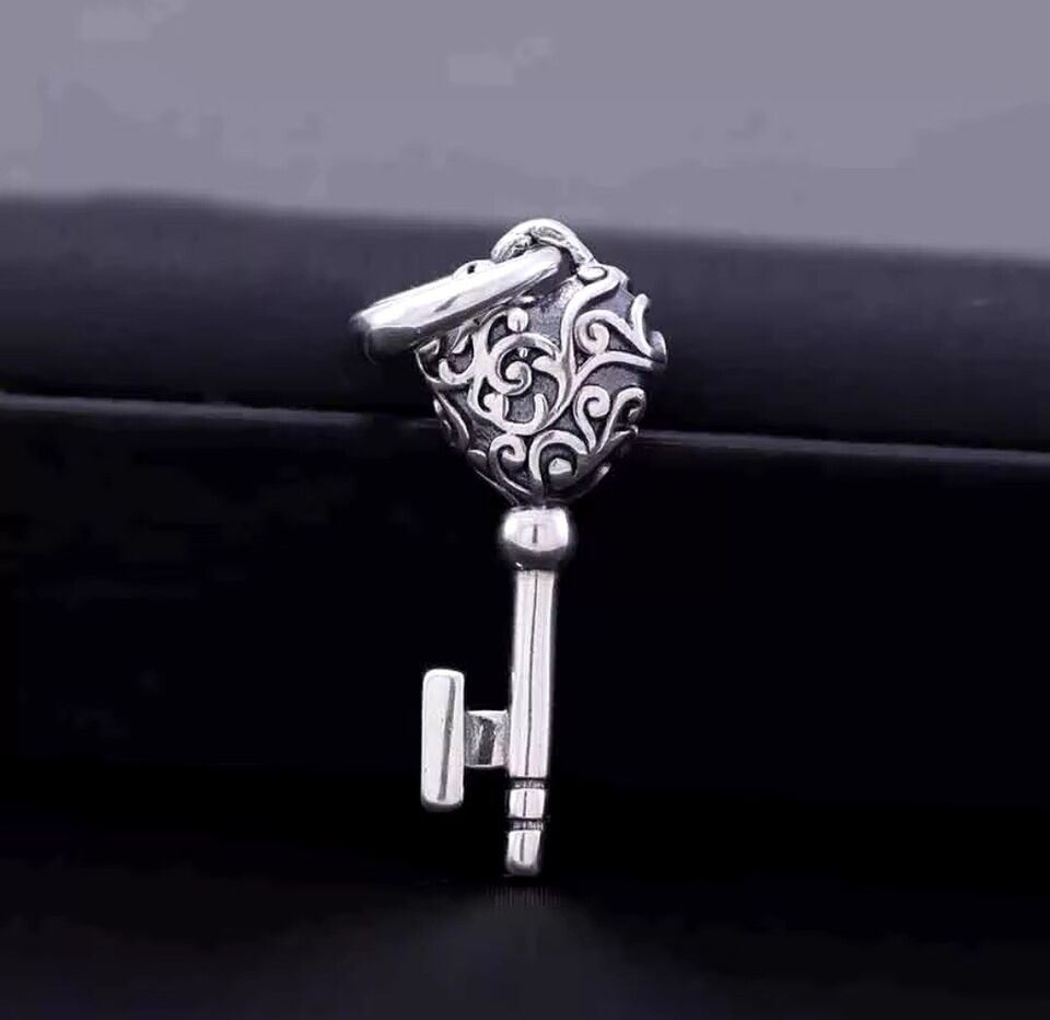 Key To Heart Dangle Charm - bellissi
