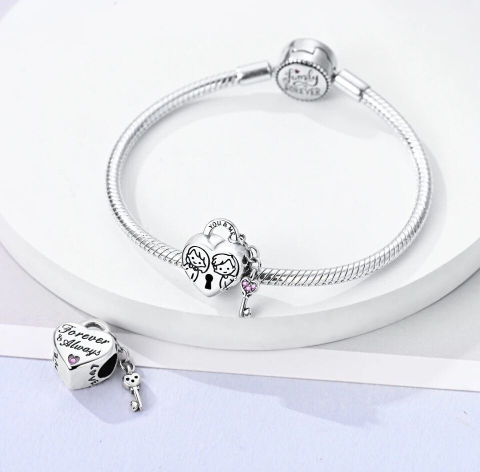 Love Heart Padlock & Key Charm - bellissi