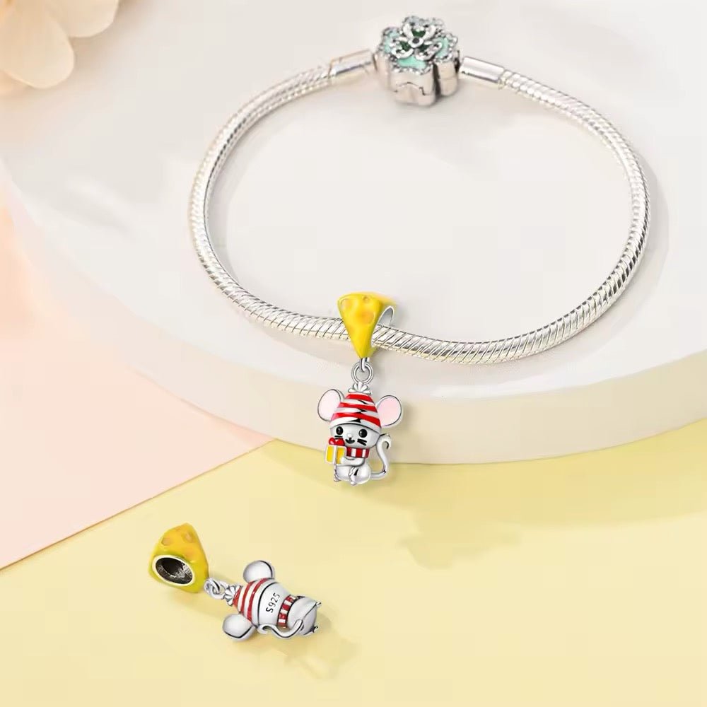 Mouse With Gift & Cheese Dangle Charm - bellissi
