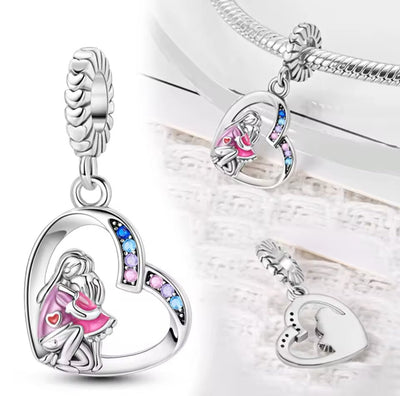 Mum & Daughter Hugging Dangle Charm - bellissi
